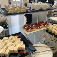 デザートビュッフェ
