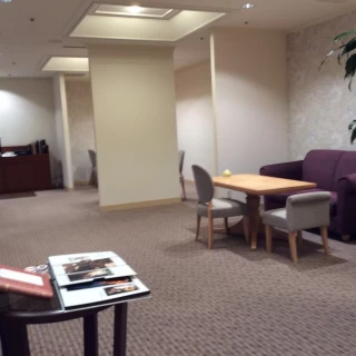 ロイヤルパークホテル