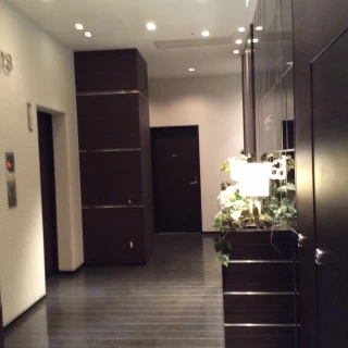 ワンフロア貸切でアットホーム結婚式が出来ます。