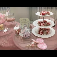 お菓子も振る舞えます