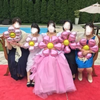 プール前にて