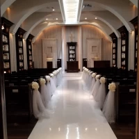 天井のカーテンを開けると太陽光が入る