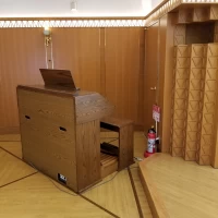 4階チャペルのオルガン