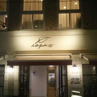 ローズルーム外観