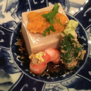 胡麻豆腐
(上に雲丹が乗ってました)