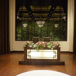 高砂の後ろには大きな窓と宝満山が！！