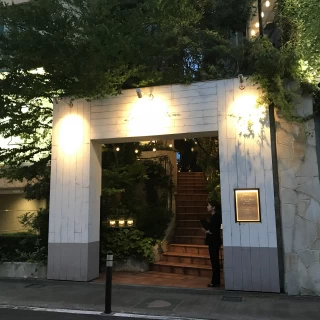 夜の雰囲気も素敵です。