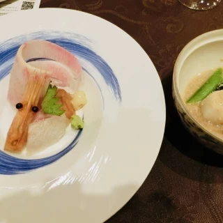 お造りと里芋の煮物