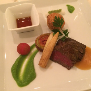 試食：メイン　奥羽牛