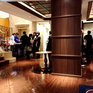 ロビーです
