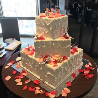 ウエディングケーキ。これは生ケーキではない。