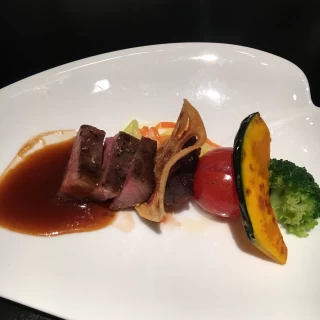 お肉料理