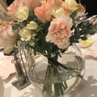 招待者のテーブル装花