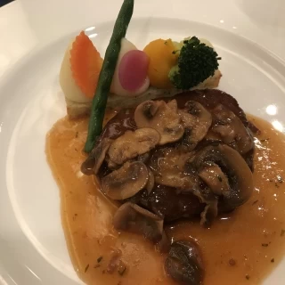 お肉は柔らかく美味しかったです。