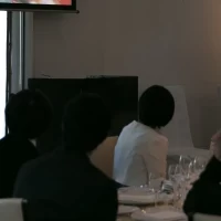 スクリーン