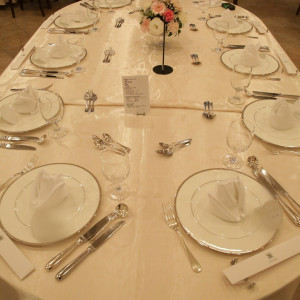 8人掛け(テーブルの大きさは人数によって自由に変えれる)|501503さんのクラブハウスセフィロトの写真(785859)