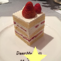 試食会のケーキ。名前を入れて下さりました。