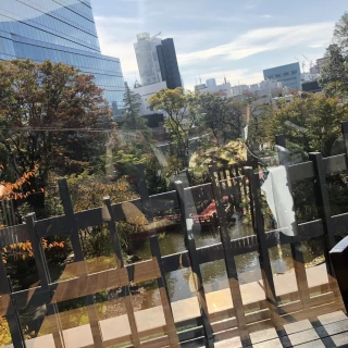 披露宴会場にて緑が見えとても素敵でした。