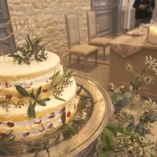 ウェディングケーキ
