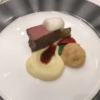 お肉料理