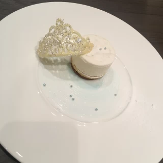 シンデレラをイメージしたデザート！見た目も味も満足でした！！