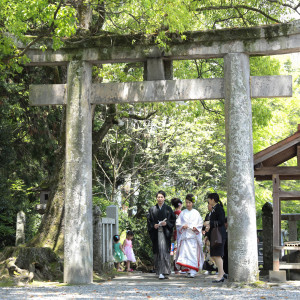 大原八幡宮にて|502445さんの秋子想／TOKIKOSOの写真(628079)