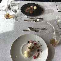試食