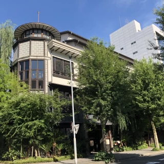 和風と洋風が合わさった建築