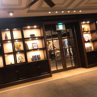 4階挙式会場の新郎新婦入口