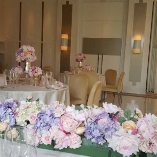 シャンパーニュスイートの新郎新婦側の高砂のところです。