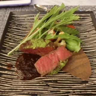 和を選んだ際のお肉。