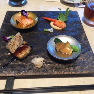 試食
