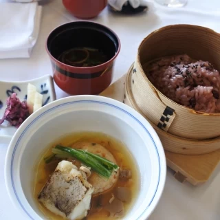 椀物、赤飯