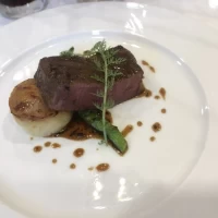 お肉料理