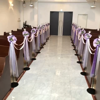 チャペル新郎新婦からみる参列者席
