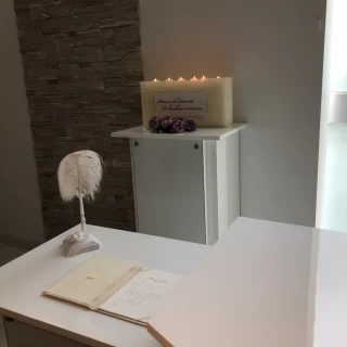 結婚証明書記入台
