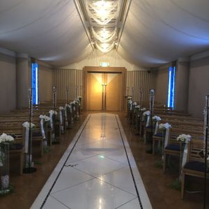 コスパ最高 京都での結婚式 白の大理石のバージンロードがとても綺麗でした ホテルのチャペ 口コミ 評判 京都ガーデンパレス ウエディングパーク