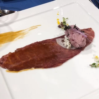 お肉