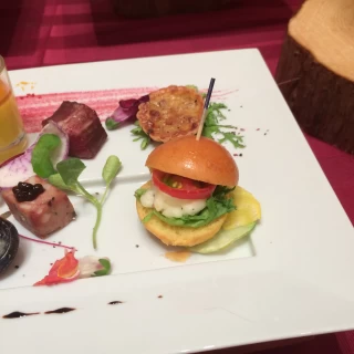 プチバーガーが可愛かったのでパチリ
