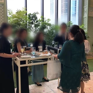 ガーデンでは飲み放題、おつまみピンチョス付き