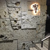 レストラン営業中の入り口。当日はここに花など置けます
