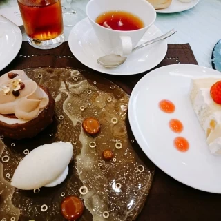 取り分けたケーキ