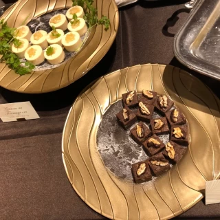 ロビーでケーキビュッフェなので見に行けなかった…。