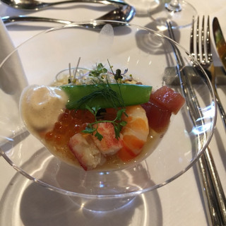 魚介の贅沢サラダ