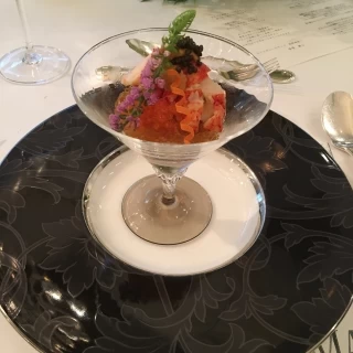 高級食材がたくさん！混ぜるととても美味しい1品に！