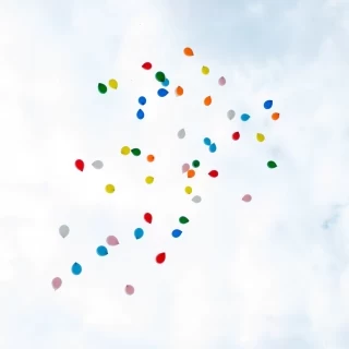風船を飛ばすという演出ができるのも公園の中だからですね