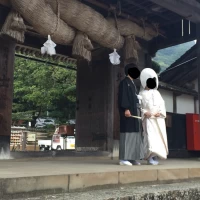 入り口にしめ縄もあります