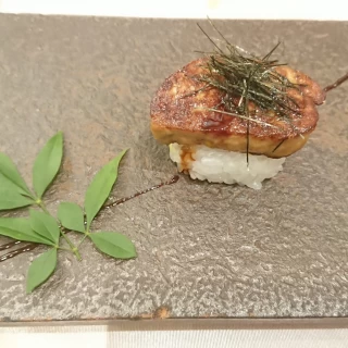 フォアグラ寿司