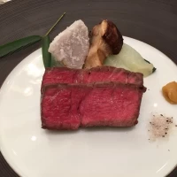 お肉料理
