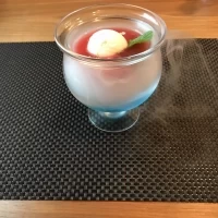 ドライアイスは見た目も涼しく、子供も好きだと思います。